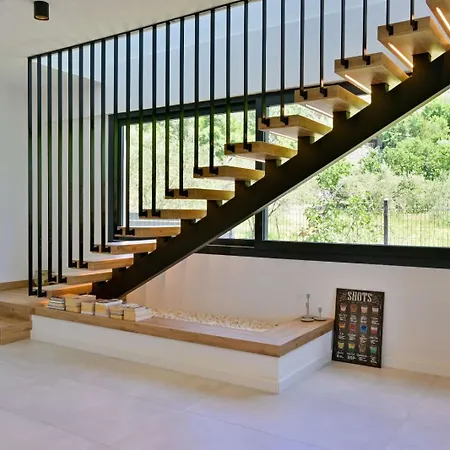 Begonvilla Goecek Goekceovacik فيلة فتحية