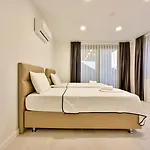 Begonvilla Goecek Goekceovacik * フェティエ